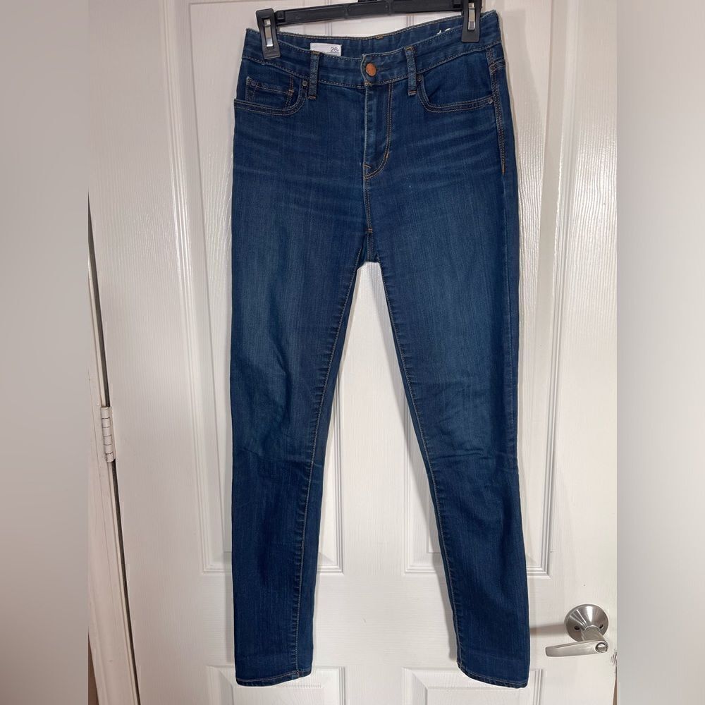 Gap high rise skinny jeans size 26r